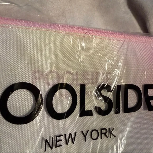 NWT Poolside New York Ombre Wet/Dry Pouch - Picture 3 of 4